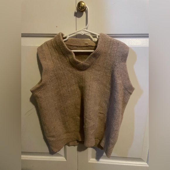 No brand brown sweater vest - Picture 1 of 2